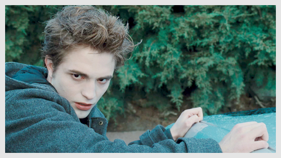 TWILIGHT-edward-and-bella-1292327-550-309